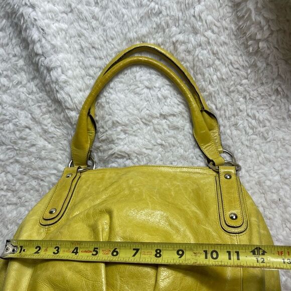 ABRO leather Hobo yellow shoulder bag with silver tone hardwares. - Picture 5 of 9